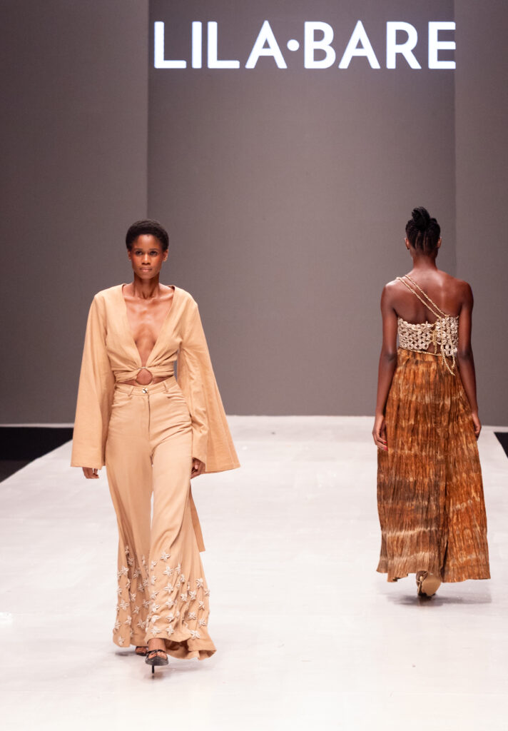 LILA BARE