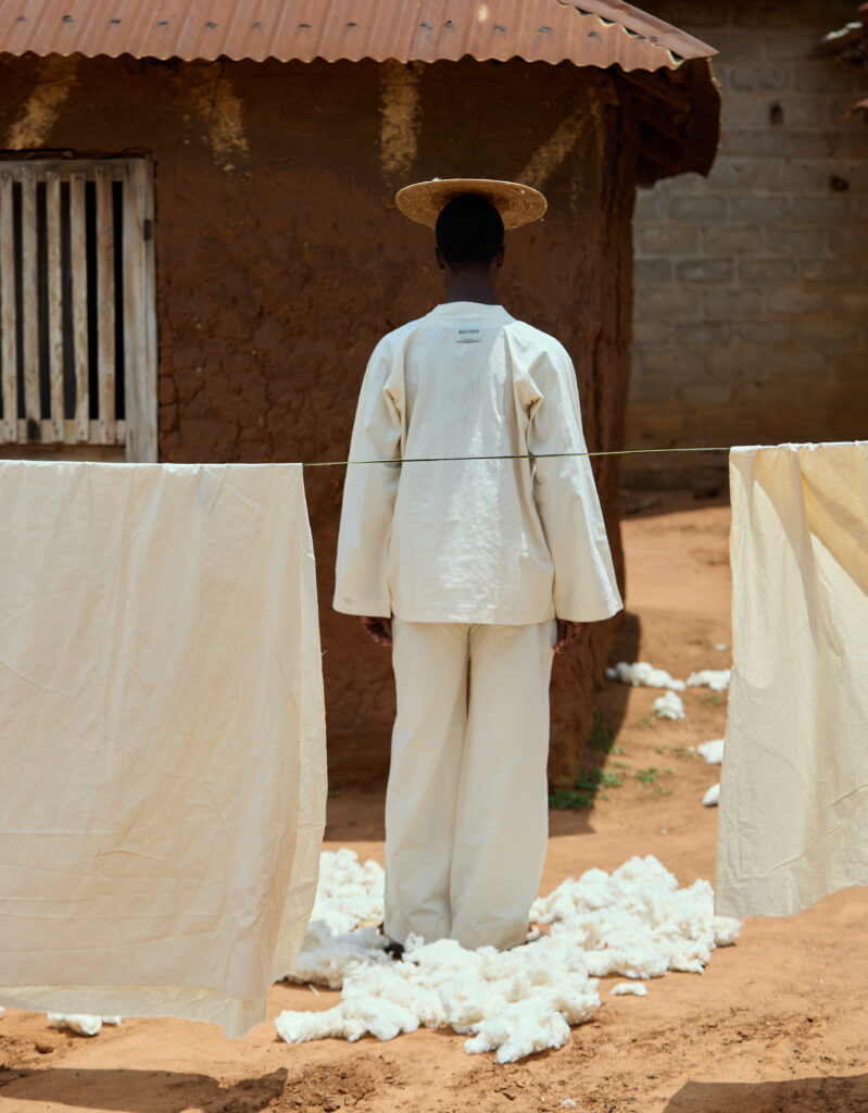 At BAKUS ORAYA, Cotton in Its Final State 7 Look 04 — Sand Linen Jacket with Frayed Edge.